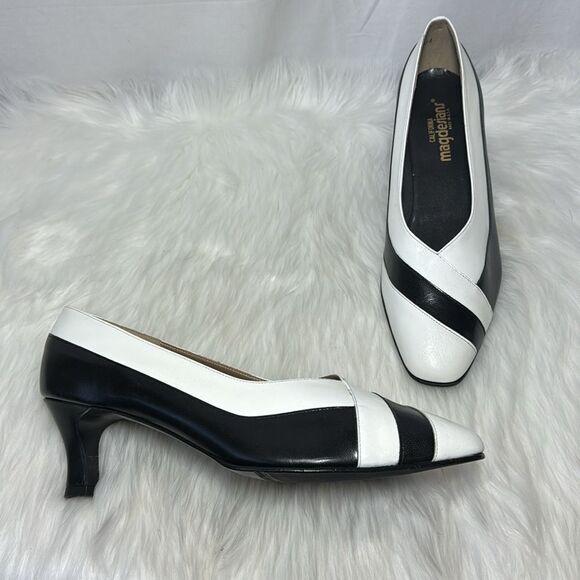 Magdesians Black/White NWOT Vintage Heels Sz 14 WIDE WIDTH - Picture 1 of 6